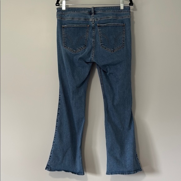 Hollister Flare Wide Leg Jeans with Distressed Details - Picture 2 of 4